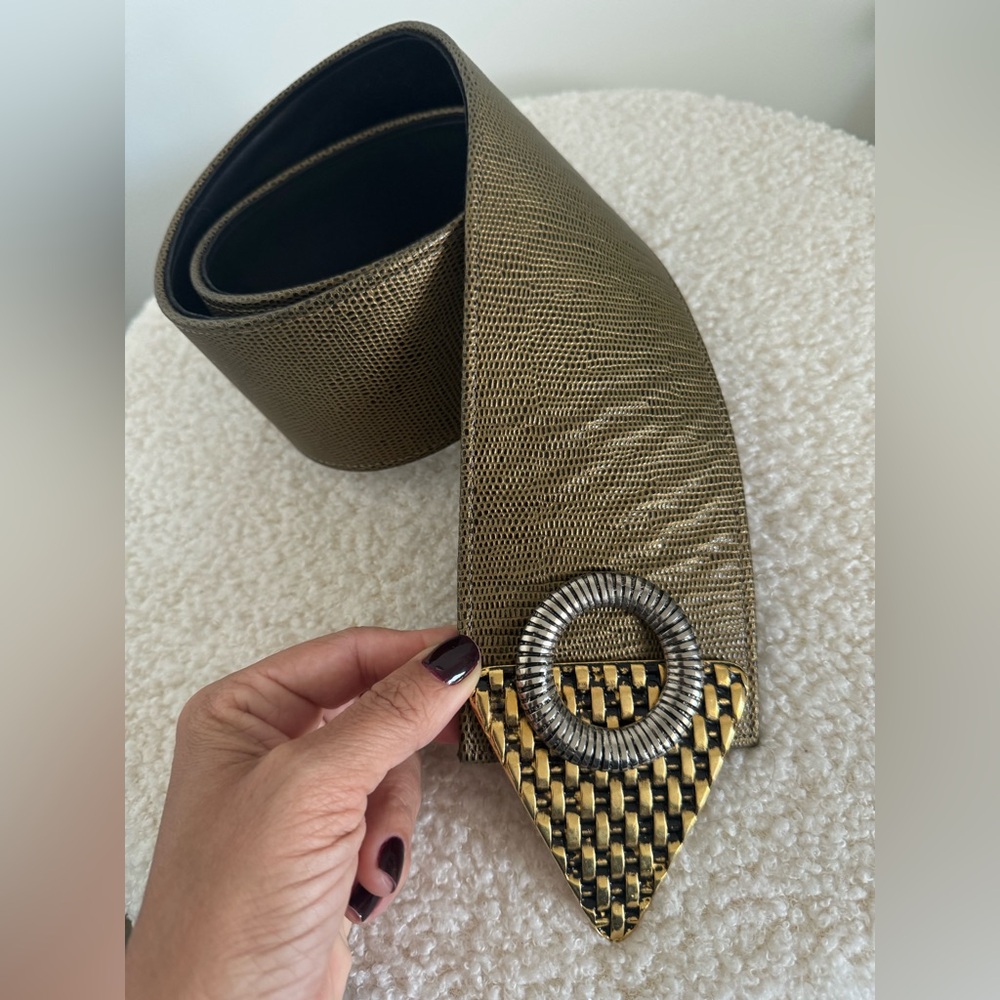 Wide Metallic Bronze Women's Belt with Decorative Ring Accent